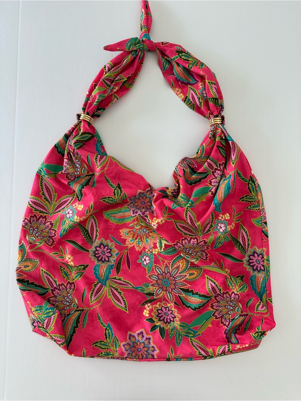 Johnny Was Flamingo Ring Beach Bag Vibrant Colors Satin Soft Material EUC - Picture 8 of 8
